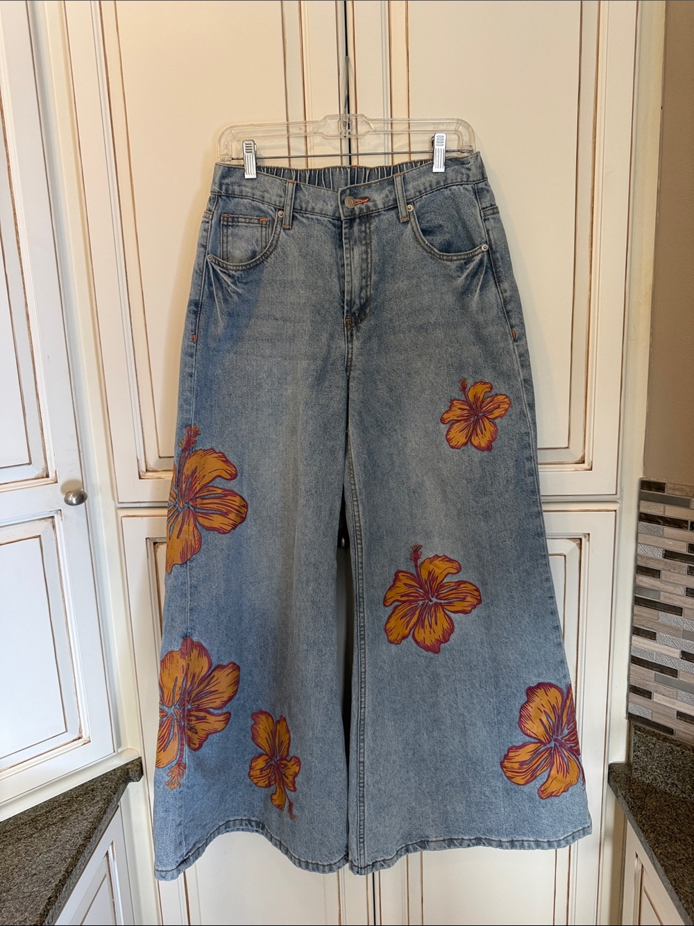 OH Jeans Hibiscus Print Wide Leg Denim Jeans- SZ M